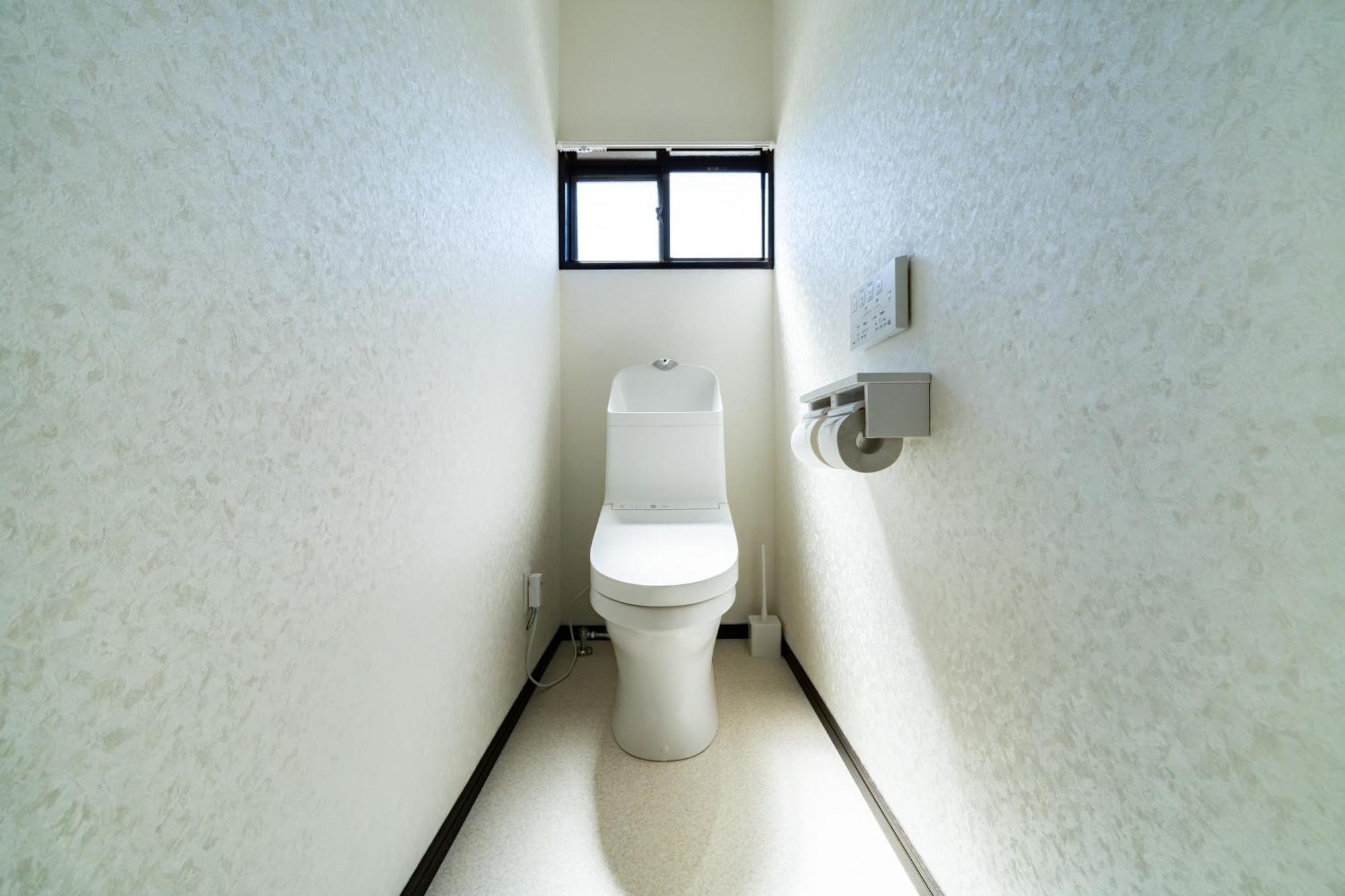 84-3, Shiomi 201, Entire For Rent *