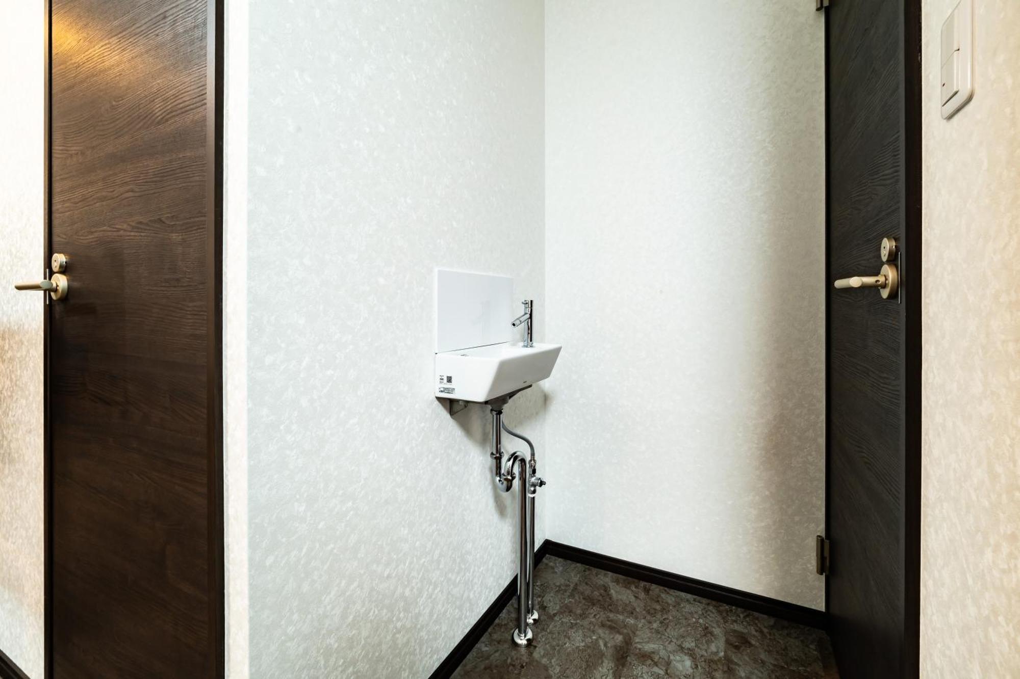 84-3, Shiomi 201, Entire For Rent Apartment Tokyo